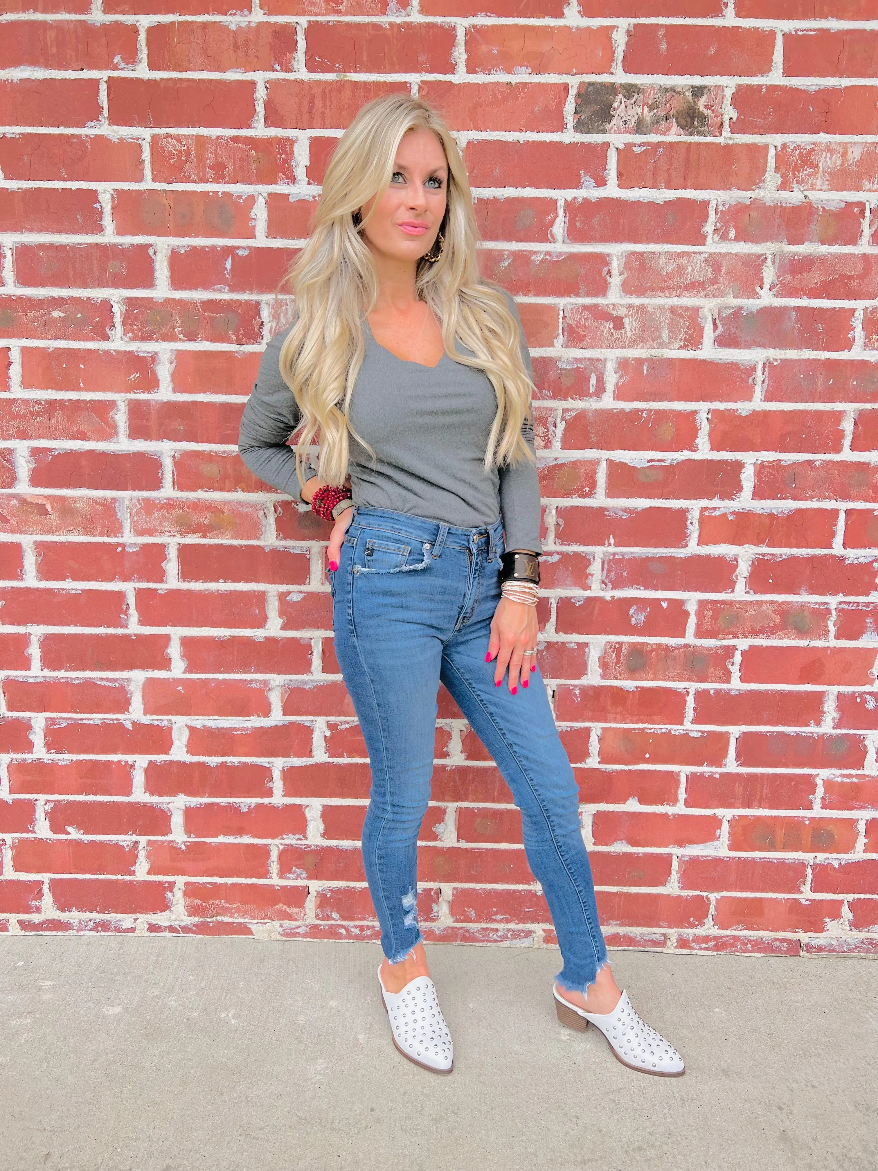 A Basic Necessity Long-Sleeved Top-CHARCOAL
