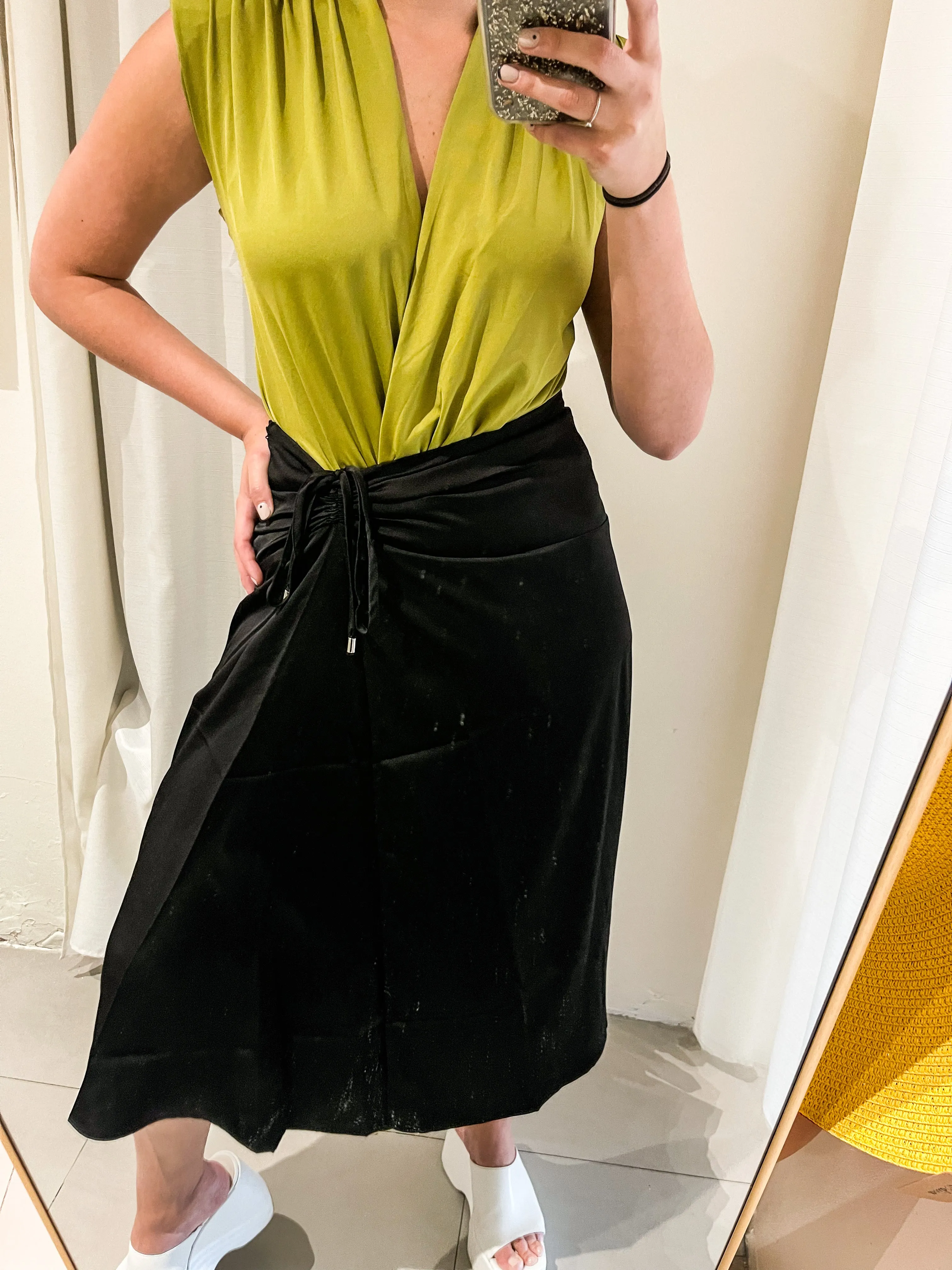 BLACK SATIN CINCHED MIDI SKIRT