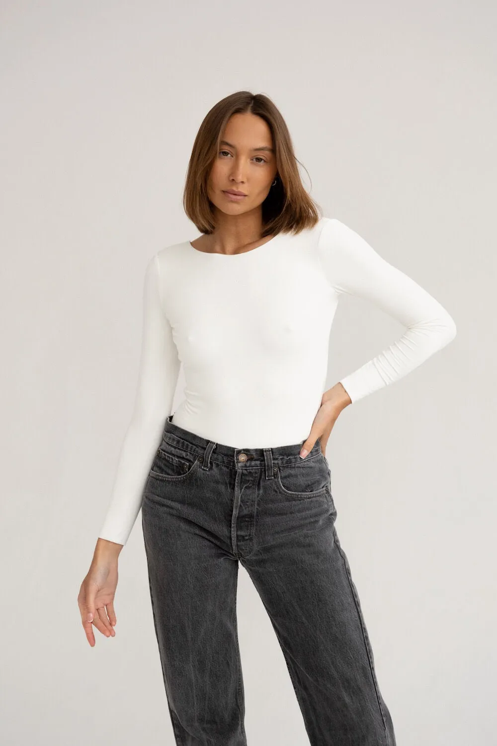 Body With Deep Cut Out On The Back Ecru