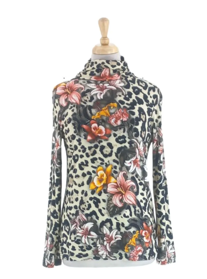 DETAIL TURTLENECK TOP