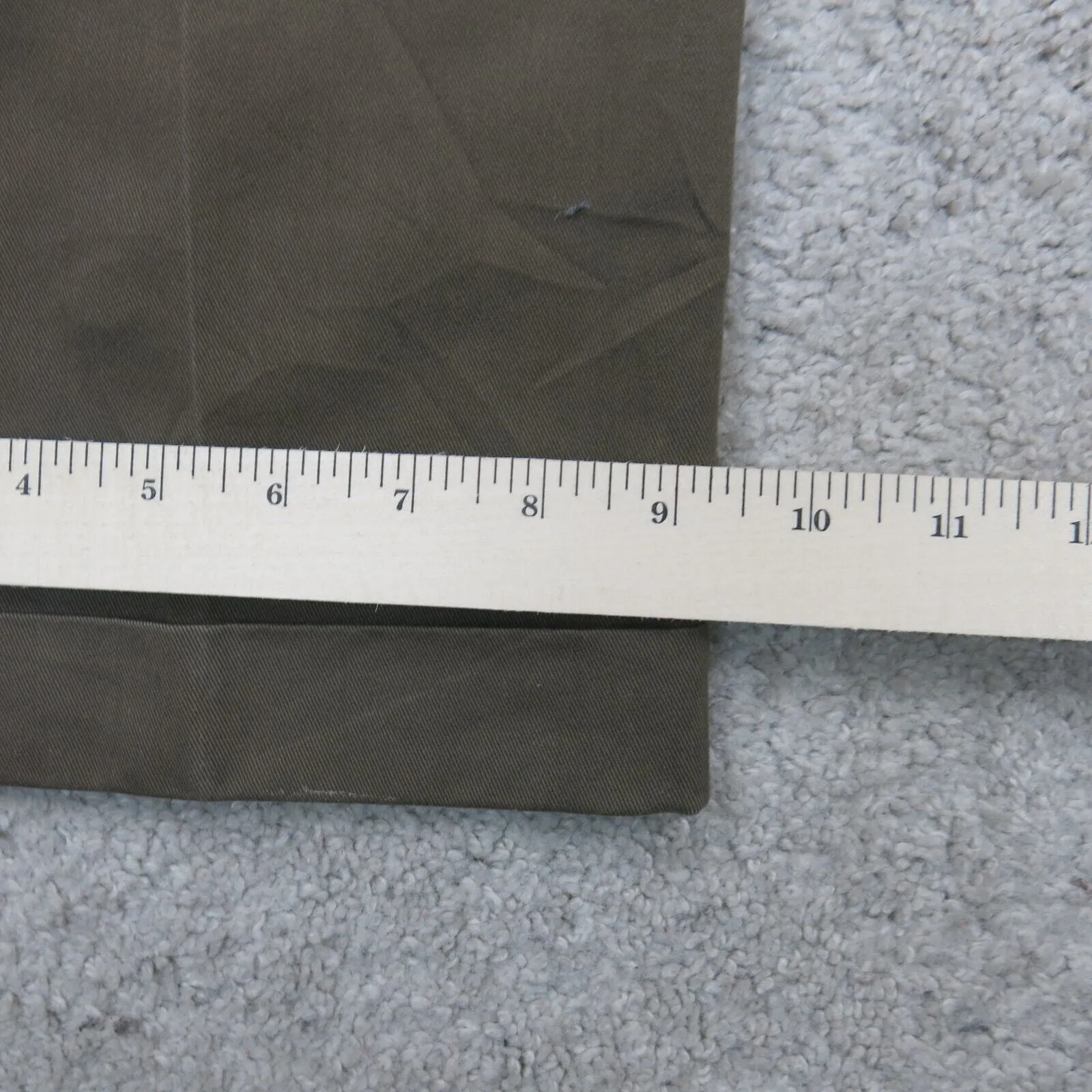 Dockers Mens Chino Pants Straight Leg Mid Rise Pockets Clay Green Size W40XL32