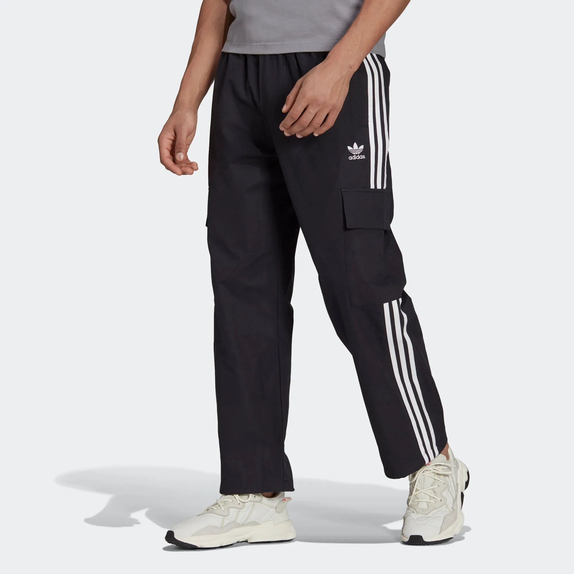 Men's adidas Originals Classics 3-Stripes Cargo Pants Black