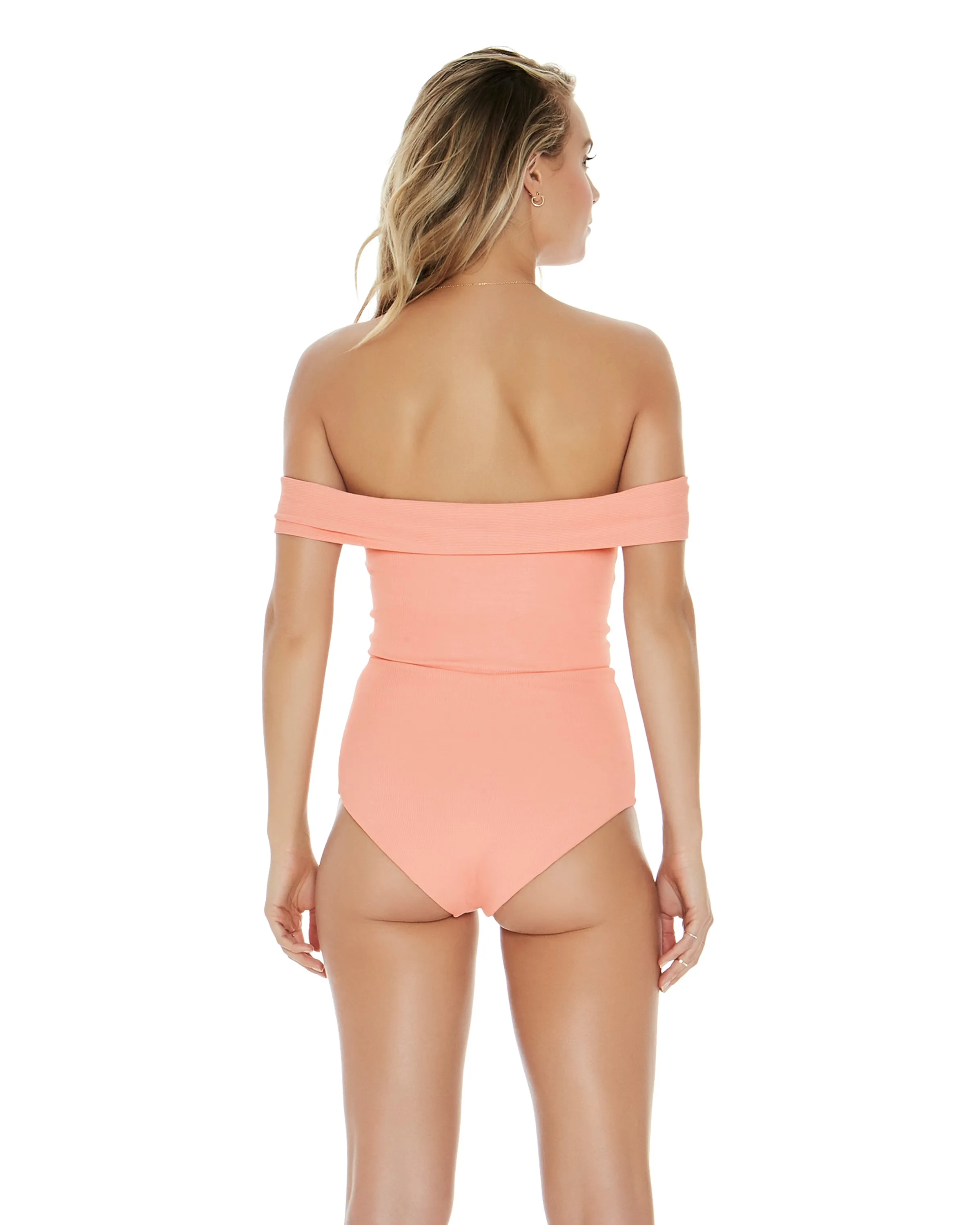 Ridin' High Anja One Piece