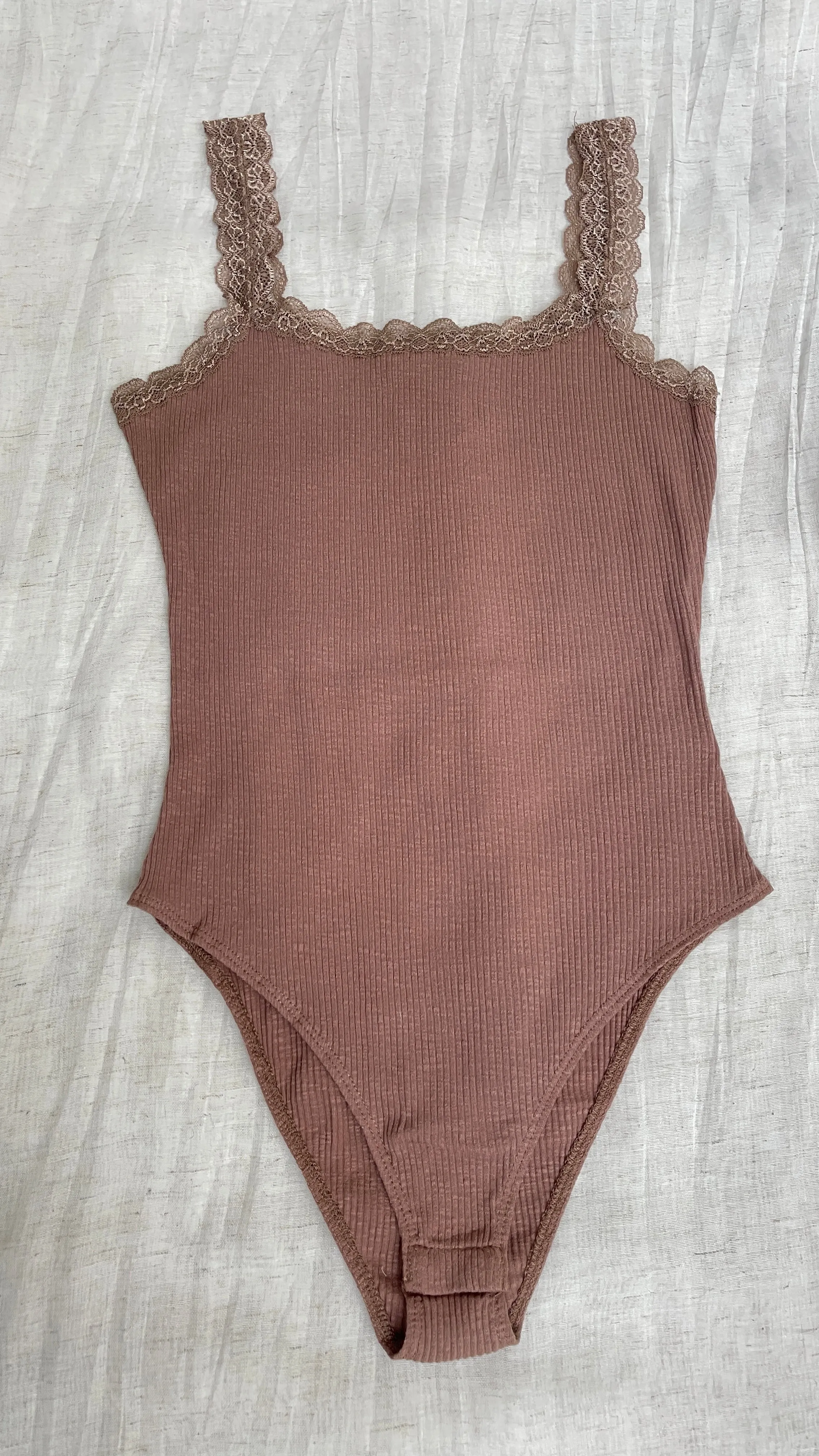 Simple Times Lace Trim Bodysuit in Cocoa