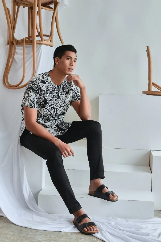 The Perfect Men Slim Fit Pants - Black