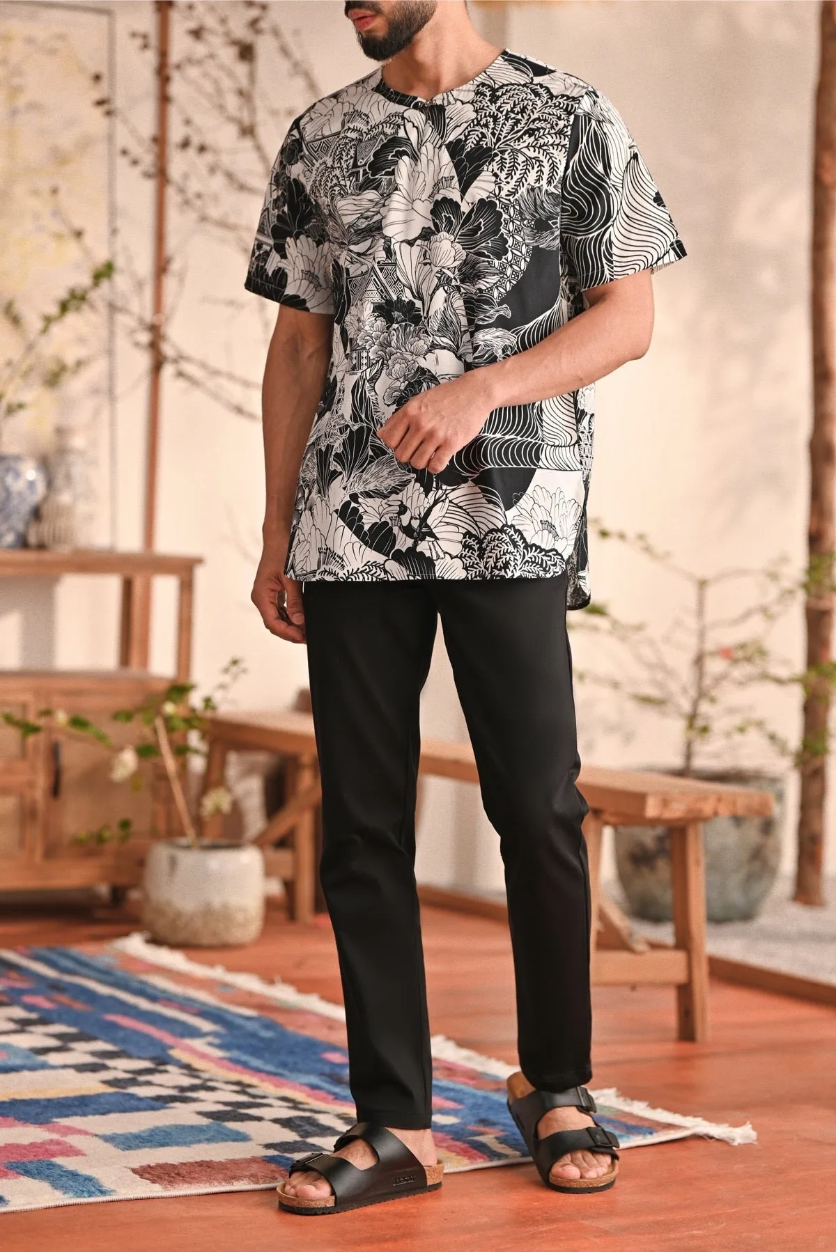 The Perfect Men Slim Fit Pants - Black