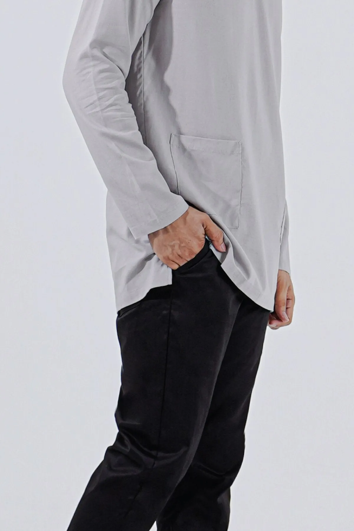 The Perfect Men Slim Fit Pants - Black