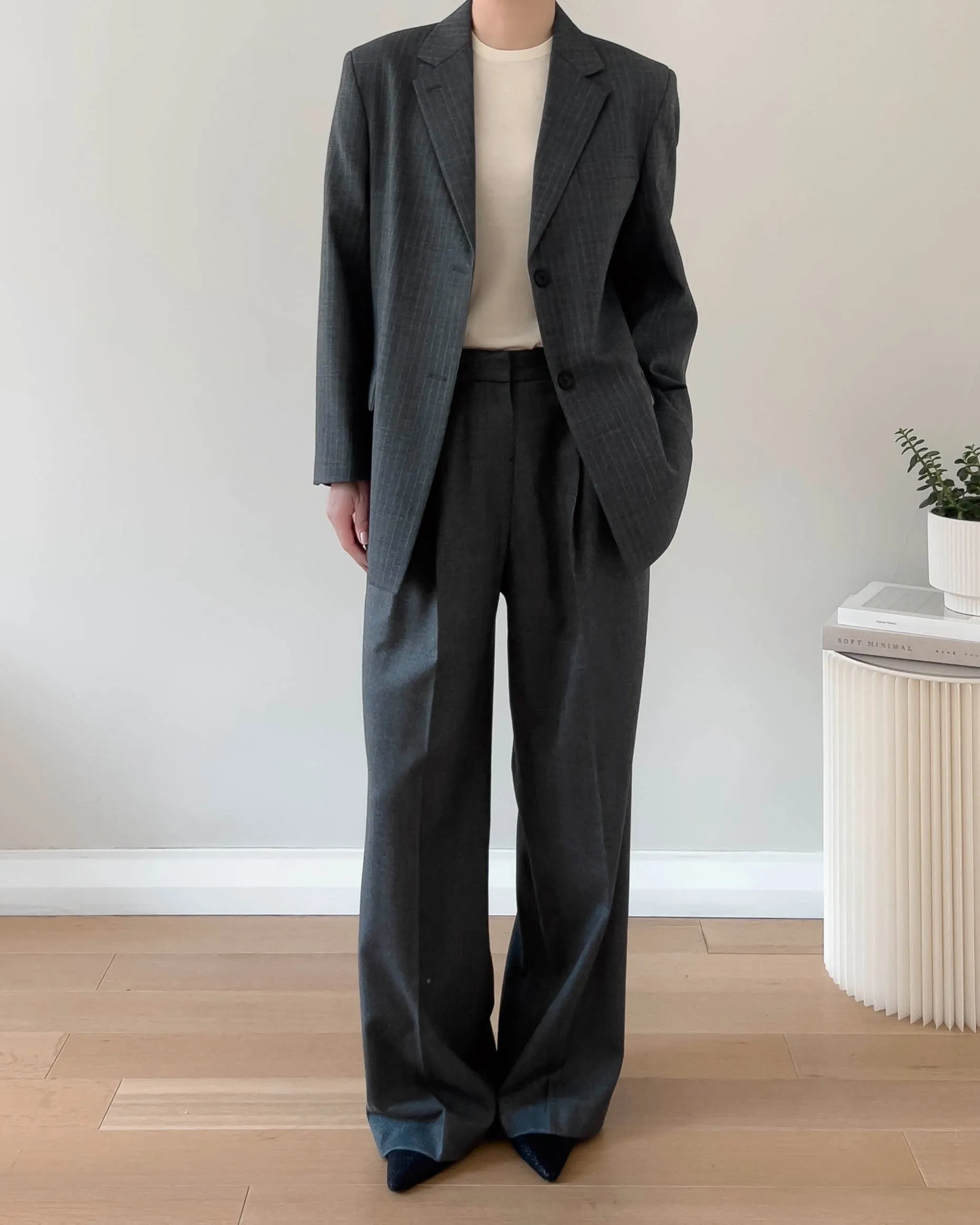ZOOEY PINSTRIPE BLAZER GREY